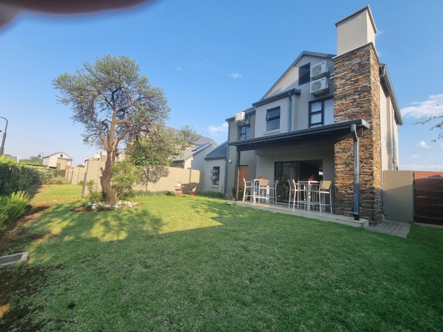 3 Bedroom Property for Sale in Ifafi North West